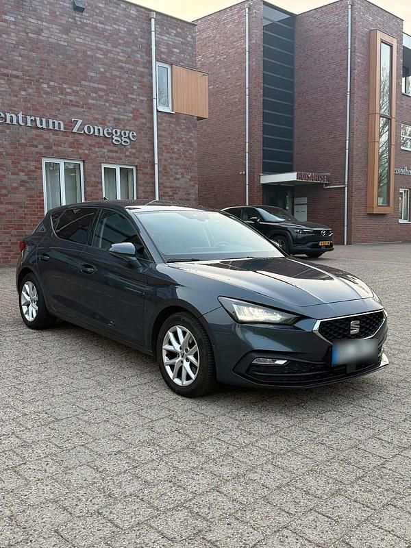 Gebraucht Seat Leon 116 PS (85 kW) 2021 Grau Kleinwagen