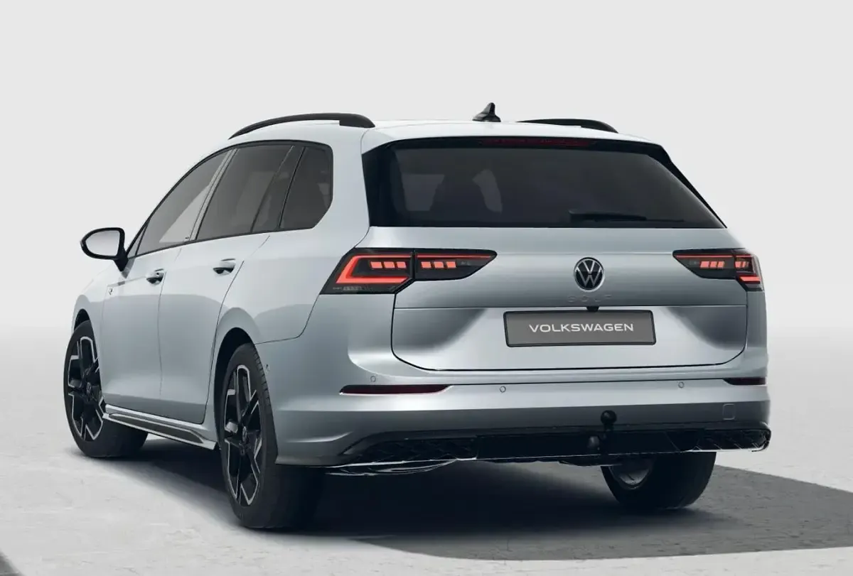 Neu VW Golf VIII R-line 150 PS (110 kW) 2026 Oyster silver metallic Kombi