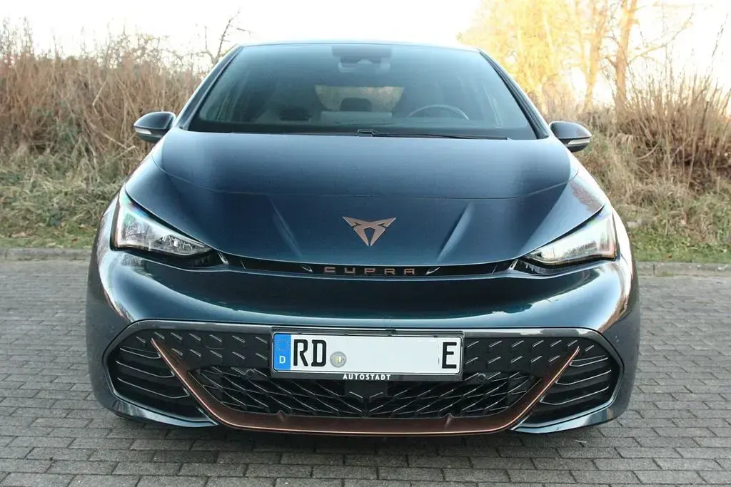 Usata Cupra Born 169 kW (231 CV) 2024 Blu Utilitaria