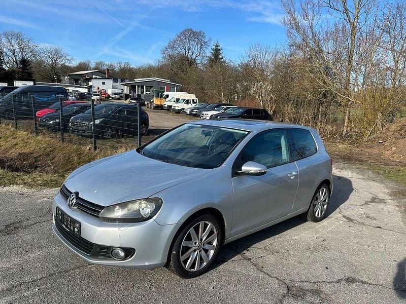 Gebraucht VW Golf VI Highline 122 PS (89 kW) 2009 Silber Kleinwagen