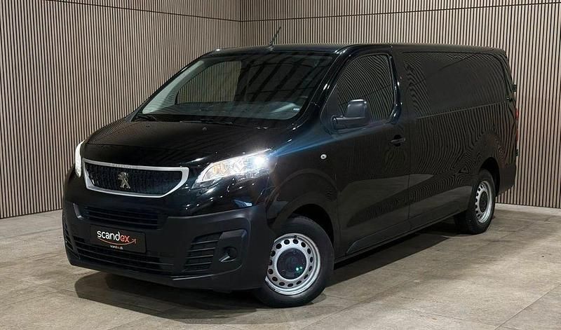 Gebraucht Peugeot Expert 122 PS (89 kW) 2017 Schwarz Van