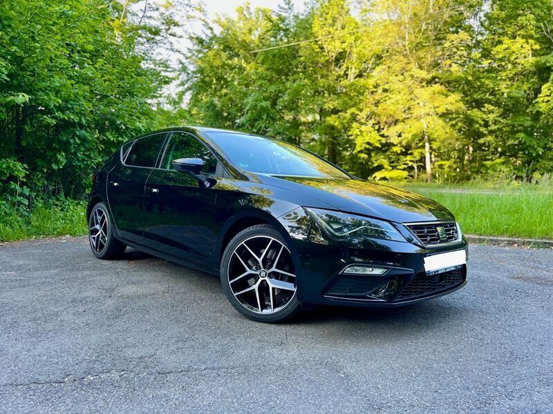 Schwarz Gebraucht 2017 Seat Leon FR Limousine | 13.990 € (Fairer Preis) - Bild 1/4