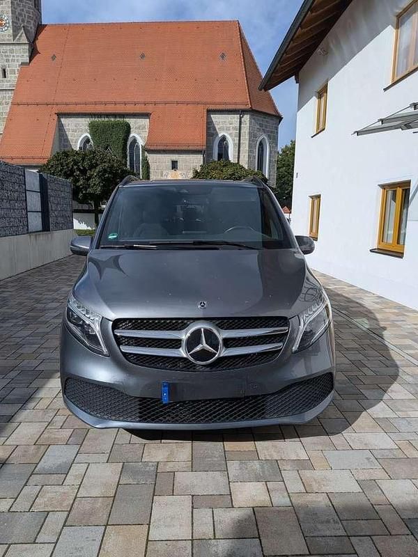 Gebraucht Mercedes E250 Avantgarde 190 PS (139 kW) 2019 Grau Kombi