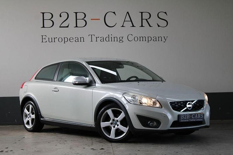 Gebraucht Volvo C30 R-Design 114 PS (83 kW) 2012 Silber Kleinwagen
