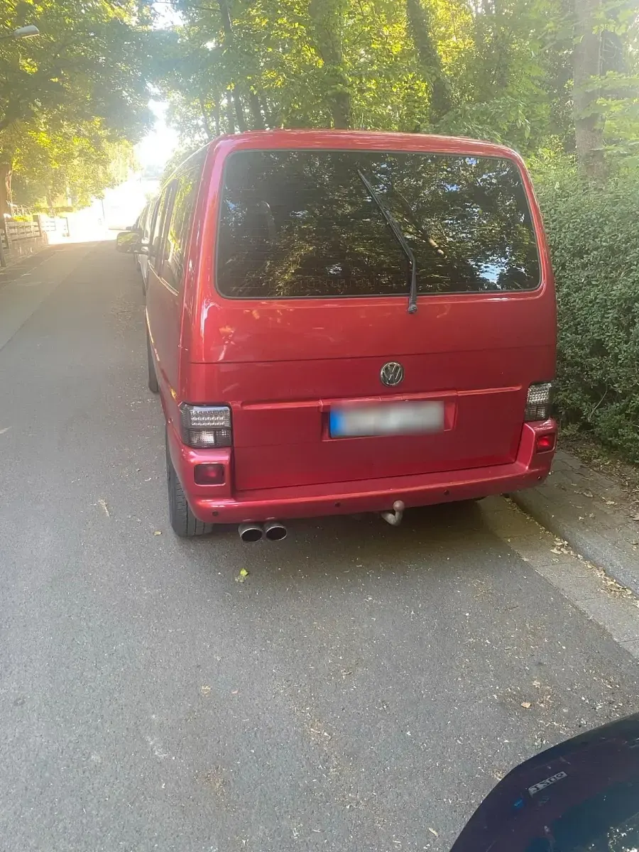 Gebraucht VW Multivan 101 PS (74 kW) 1998 Rot Van / Kleinbus