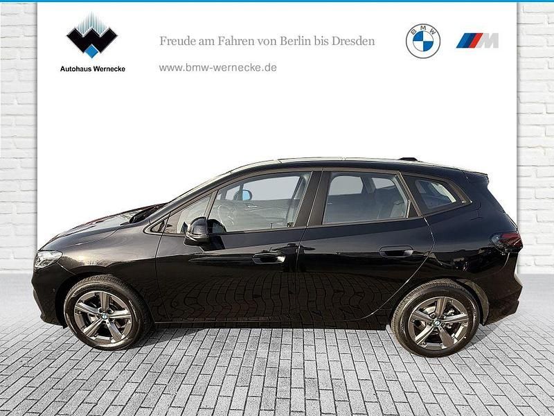 Gebraucht BMW 216 Active Tourer 122 PS (89 kW) 2024 Saphirschwarz Van / Kleinbus
