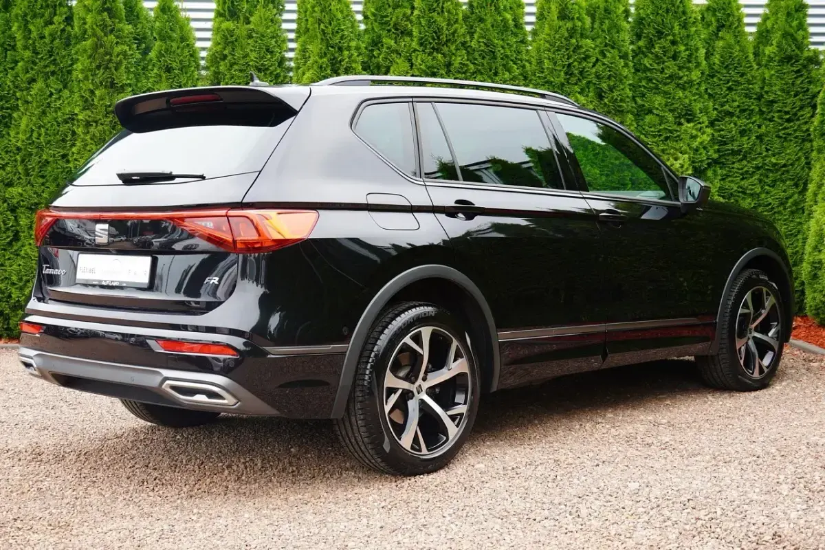 Gebraucht Seat Tarraco FR 150 PS (110 kW) 2024 Magic schwarz (metallic) SUV
