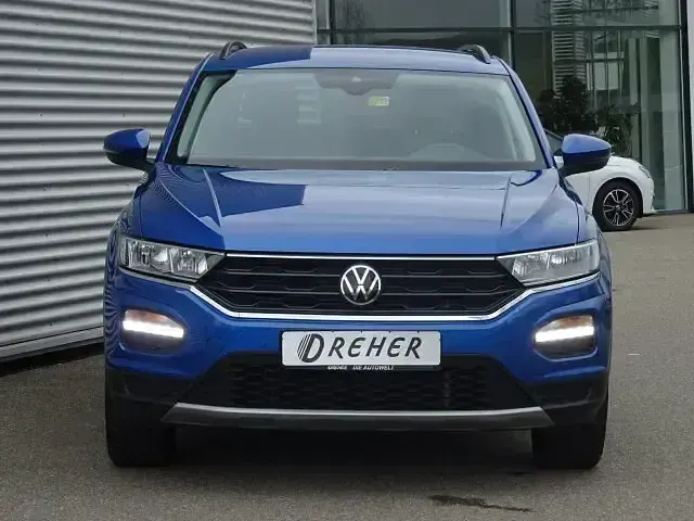 Używany VW T-Roc Active 150 KM (110 kW) 2022 Niebieski SUV