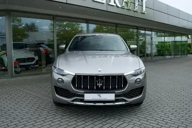 Gebraucht Maserati Levante 430 PS (316 kW) 2018 Grigio SUV