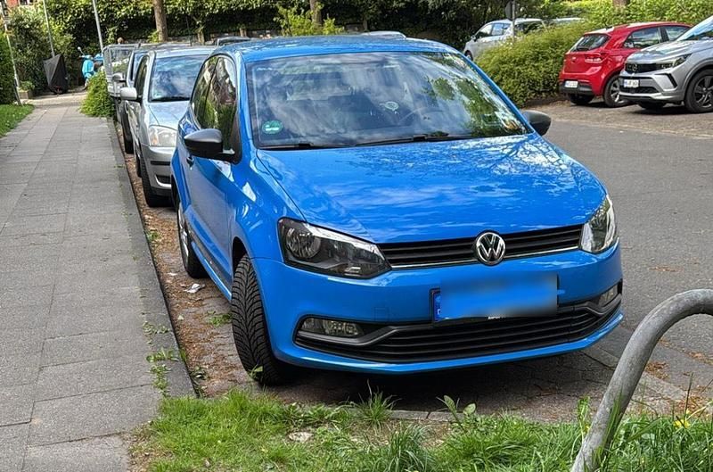 Blau Gebraucht 2014 VW Polo Kleinwagen | 5.400 € (Fairer Preis) - Bild 1/4