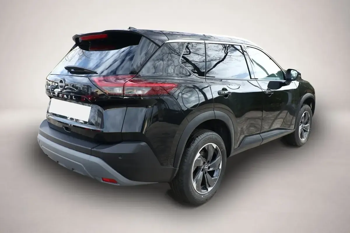 Neu Nissan X-Trail 360º 163 PS (119 kW) 2026 Schwarz SUV