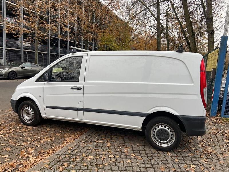 Gebraucht Mercedes Vito 95 PS (69 kW) 2010 Weiß Van