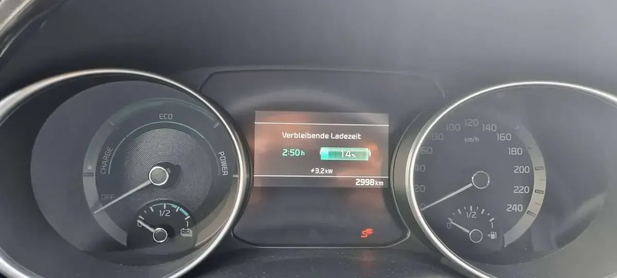 Gebraucht Kia XCeed Spirit 141 PS (103 kW) 2021 Weiß SUV