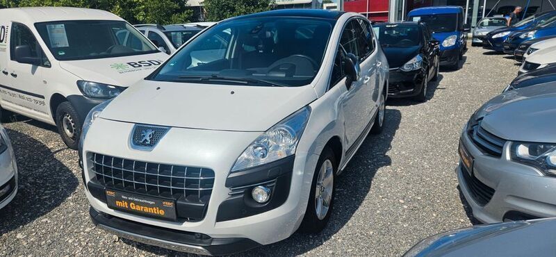 Weiß Gebraucht 2011 Peugeot 3008 Allure Limousine | 5.590 € (Fairer Preis) - Bild 1/4