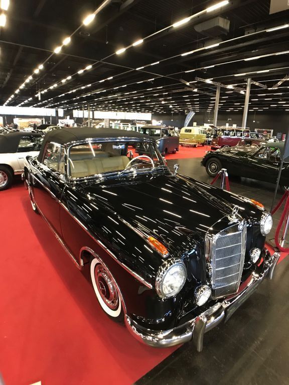 Schwarz Gebraucht 1958 Mercedes W180 Cabrio | 179.900 € - Bild 1/4