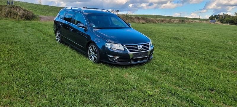 Blau Gebraucht 2008 VW Passat Highline Kombi | 2.500 € (Fairer Preis) - Bild 1/4