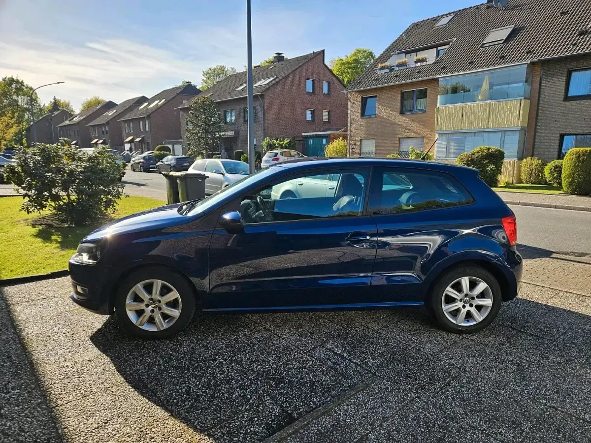 Gebraucht VW Polo Highline 105 PS (77 kW) 2010 Blau Kleinwagen