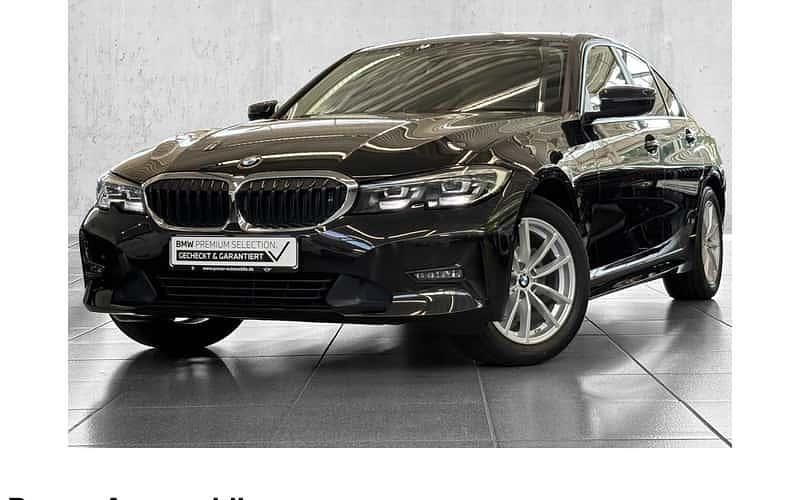 Schwarz Gebraucht 2022 BMW 320 Advantage Limousine | 30.480 € (Fairer Preis) - Bild 1/4