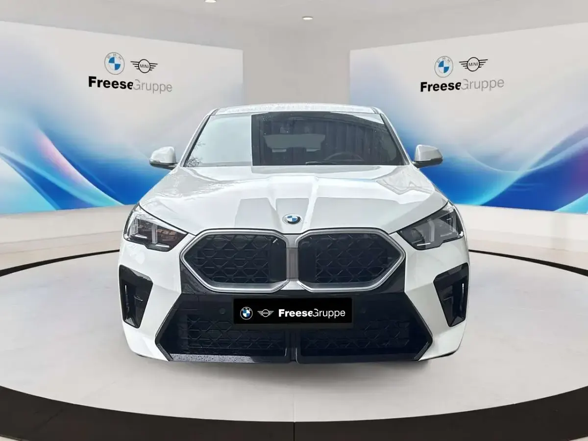 Gebraucht BMW X2 M Sport 156 PS (114 kW) 2025 Weiß SUV