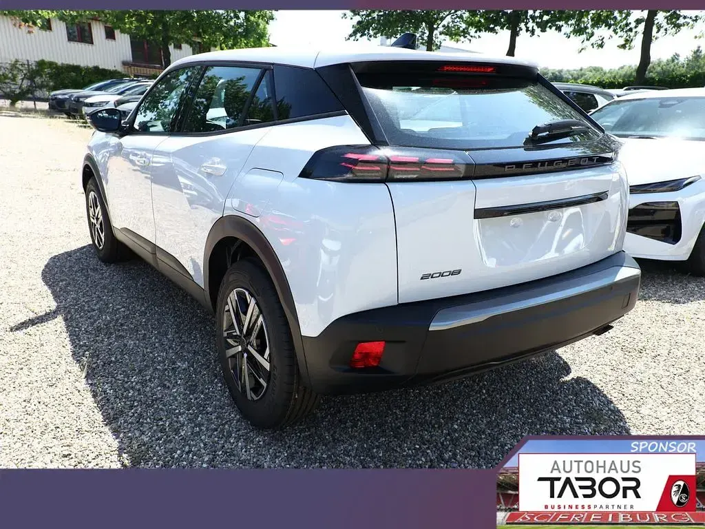 Neu Peugeot 2008 Style 101 PS (74 kW) 2026 Weiss SUV