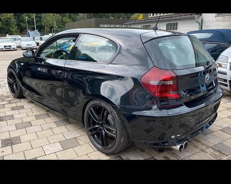 Gebraucht BMW 120 Coupé 170 PS (125 kW) 2009 Schwarz Coupé