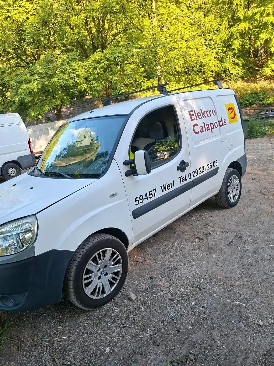 Gebraucht Fiat Doblò 80 PS (58 kW) 2008 Andere farben Van / Kleinbus