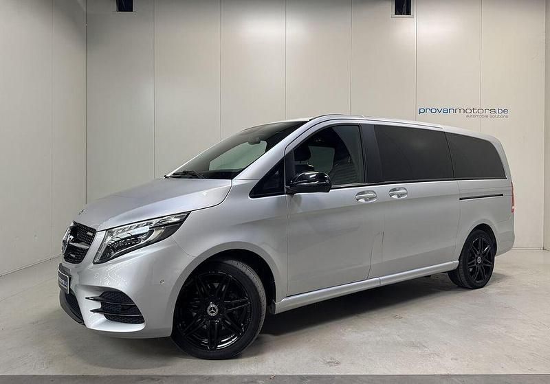 Gebraucht Mercedes V300 AMG 237 PS (174 kW) 2022 Grau Van / Kleinbus