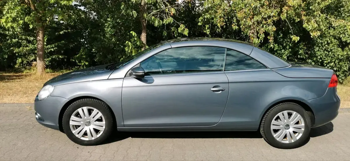 Gebraucht VW Eos 140 PS (102 kW) 2010 Grau Cabrio