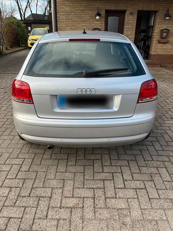 Gebraucht Audi A3 115 PS (84 kW) 2005 Silber Kleinwagen
