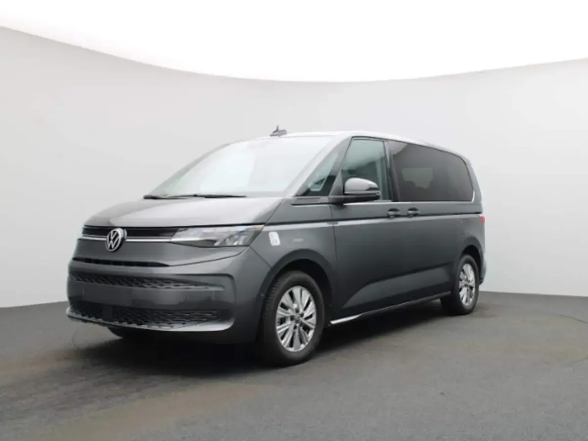 Gebraucht VW Multivan Life 245 PS (180 kW) 2025 Indiumgrau metallic Van / Kleinbus