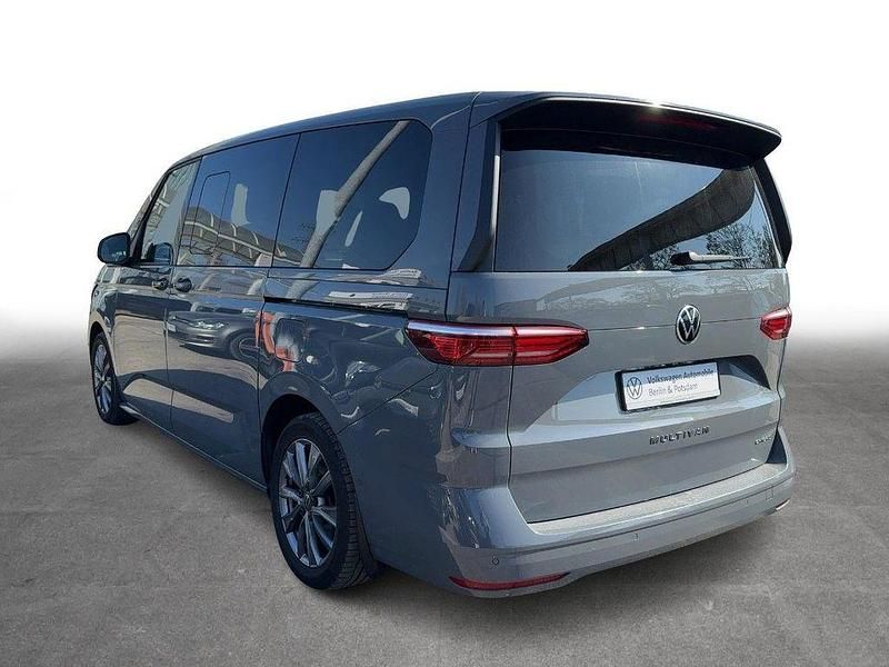 Gebraucht VW Multivan Energetic 150 PS (110 kW) 2023 Pure grey Van
