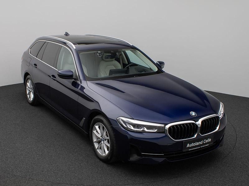 Gebraucht BMW 530 Sport Line 286 PS (210 kW) 2020 Bmw individual tansanitblabeige Limousine
