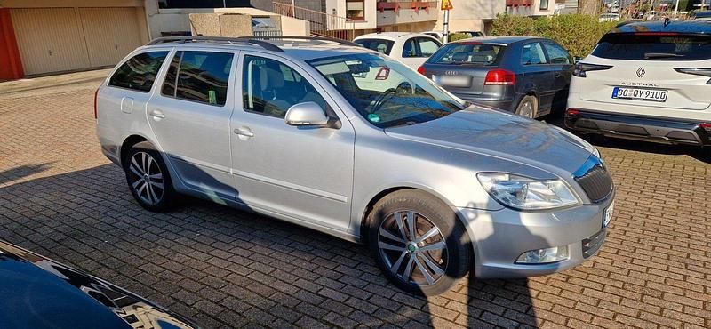 Gebraucht Skoda Octavia 105 PS (77 kW) 2013 Silber Kombi