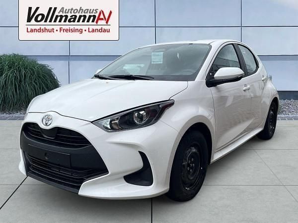 Weiß Neu 2025 Toyota Yaris Hybrid Comfort Kleinwagen | 22.100 € (Superpreis) - Bild 1/4