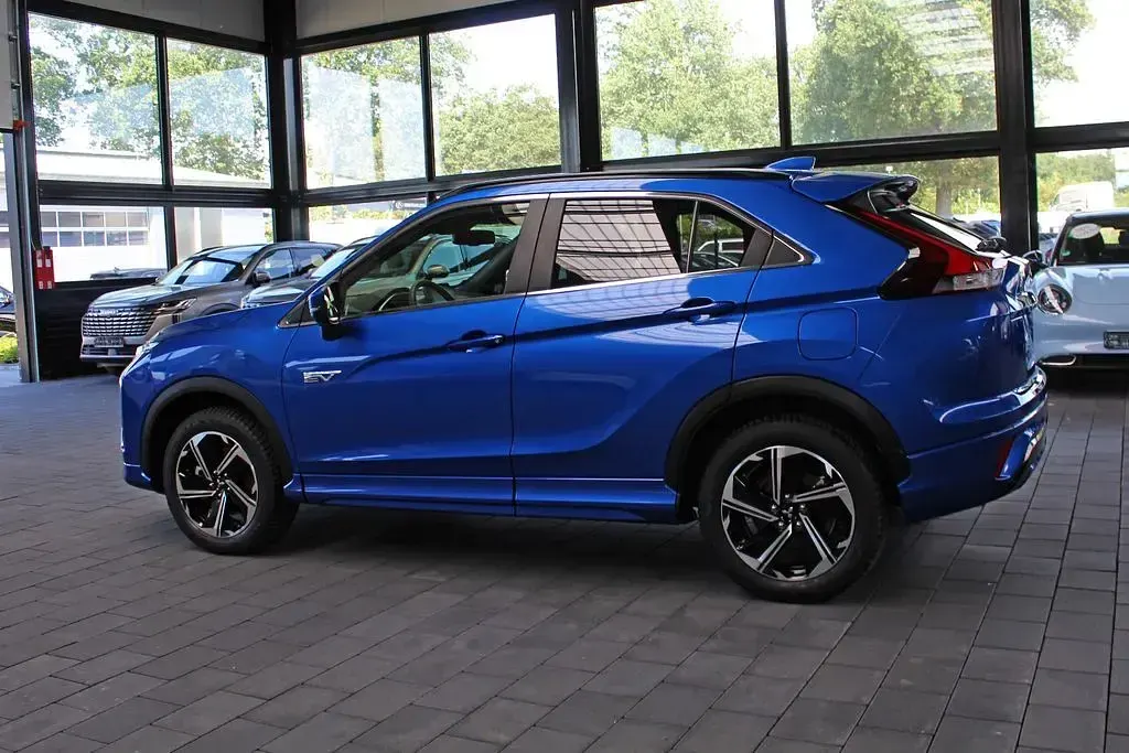 Gebraucht Mitsubishi Eclipse Cross Select 188 PS (138 kW) 2025 Blau SUV