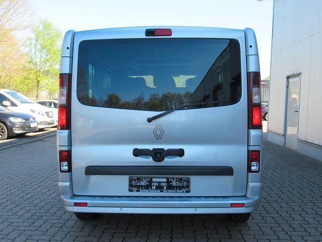 Second-hand Renault Trafic Evolution 150 CP (110 kW) 2024 Gri Monovolum