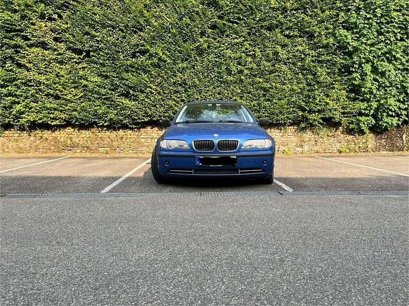 Gebraucht 2002 BMW 330 Limousine | 2.800 € - Bild 1/4
