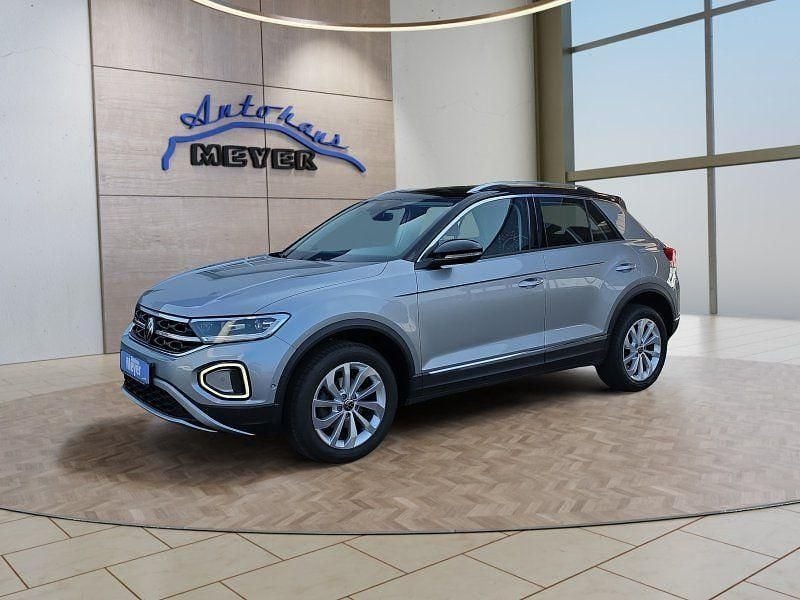 Gebraucht VW T-Roc Style 150 PS (110 kW) 2023 Pyrit silber metallic / schwar SUV