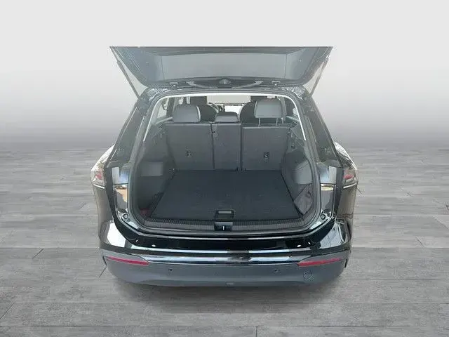 Gebraucht VW Tiguan Goal 131 PS (96 kW) 2025 Schwarz SUV