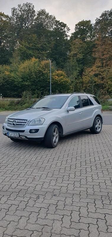 Gebraucht Mercedes 280 190 PS (139 kW) 2007 SUV