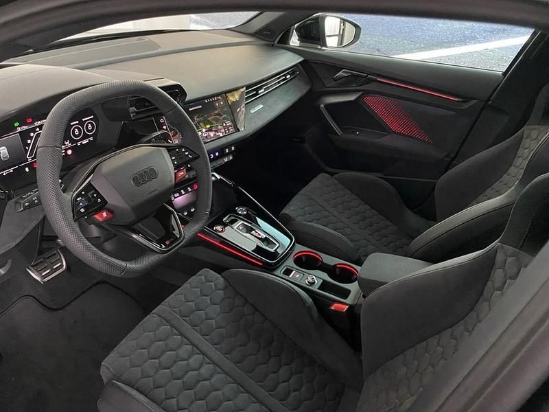 Gebraucht Audi RS3 Sportback Ambiente 400 PS (294 kW) 2026 Polarmatteffekt audi exclusive Kleinwagen