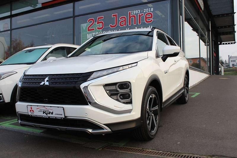 Andenweiß Gebraucht 2022 Mitsubishi Eclipse Plus SUV | 20.990 € (Guter Preis) - Bild 1/4