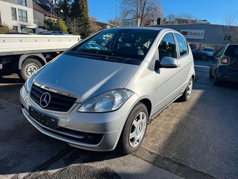 Gebraucht Mercedes A150 95 PS (69 kW) 2009 Silber Kleinwagen