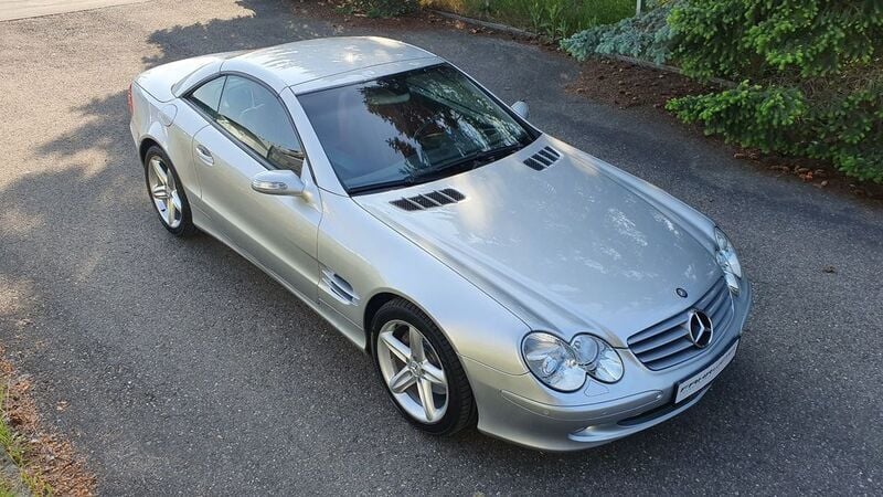 Brillantsilber Gebraucht 2004 Mercedes SL500 Cabrio | 37.840 € (Fairer Preis) - Bild 1/4