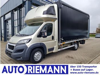 Weiß Gebraucht 2017 Peugeot Boxer Van | 24.750 € - Bild 1/4