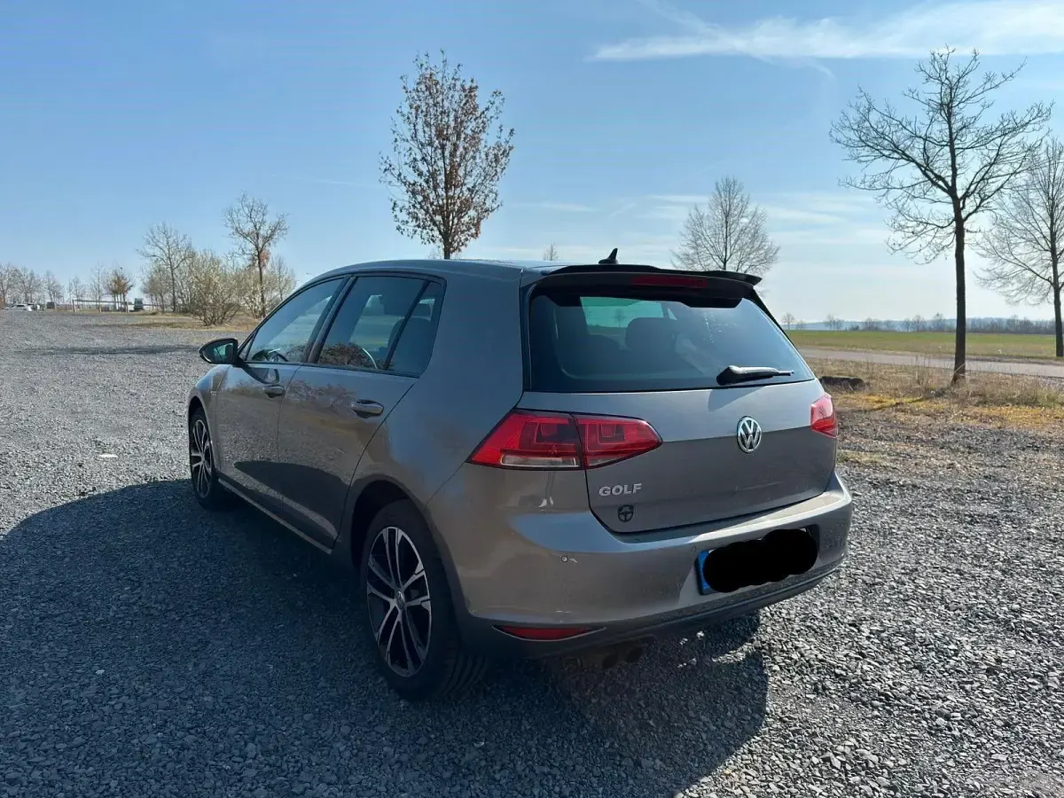 Używany VW Golf VII Edition 150 KM (110 kW) 2015 Szary Sedan/Limuzyna