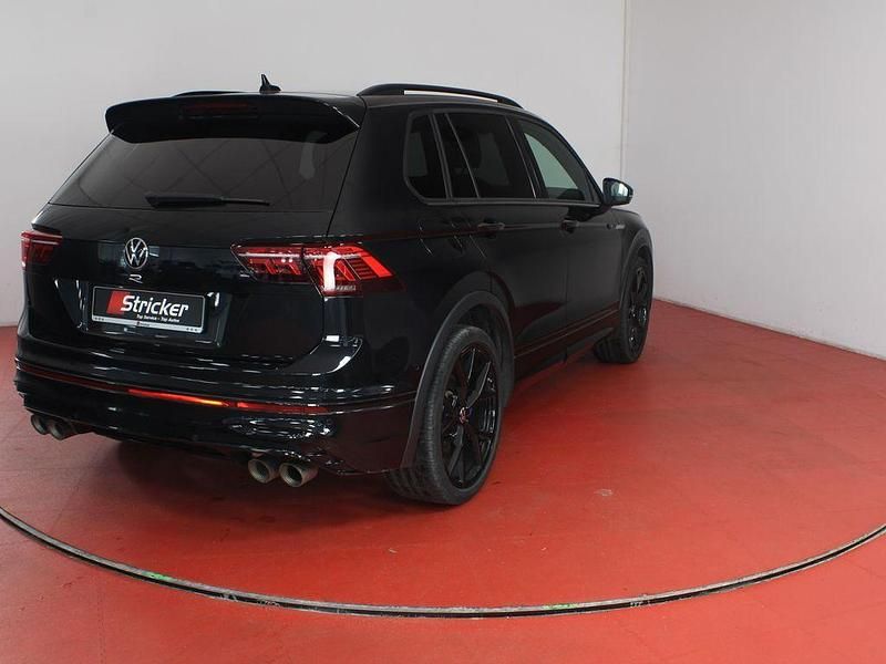 Gebraucht VW Tiguan Style 320 PS (235 kW) 2023 Schwarz SUV