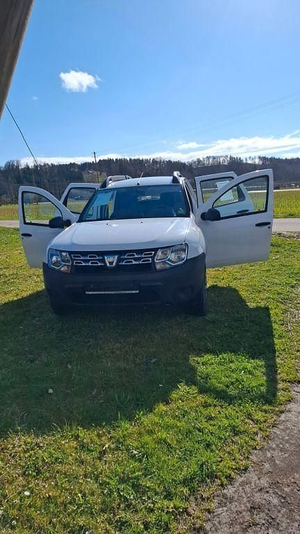 Gebraucht Dacia Duster Essentiel 105 PS (77 kW) 2015 Weiß SUV