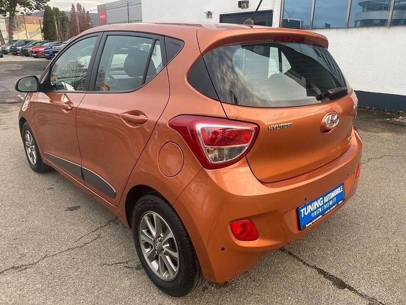 Gebraucht Hyundai i10 Style 87 PS (63 kW) 2014 Orange Kleinwagen