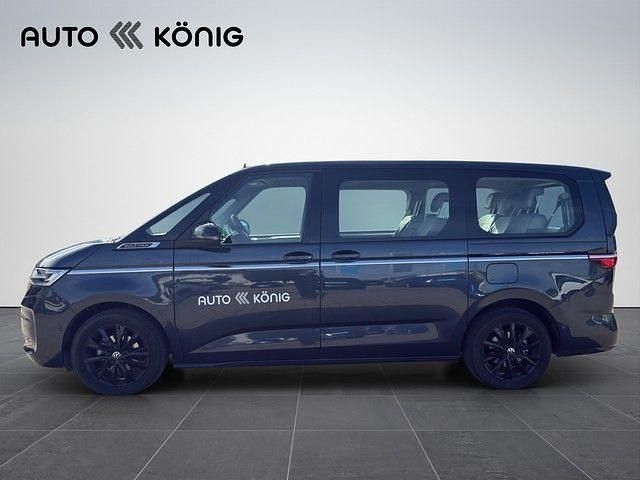 Second-hand VW Multivan Style 150 CP (110 kW) 2024 Albastru Monovolum